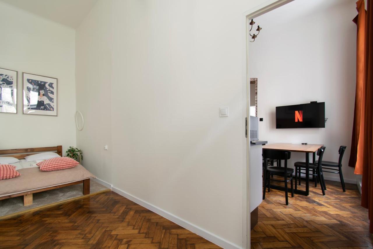 Apartments Studencka Street, Next To Planty Park คราคูฟ ภายนอก รูปภาพ